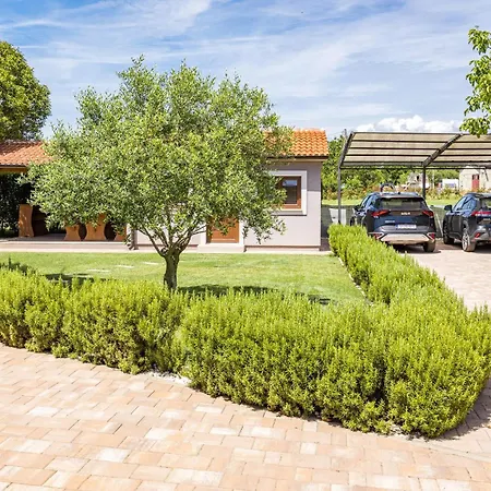 Roma Holiday home *
